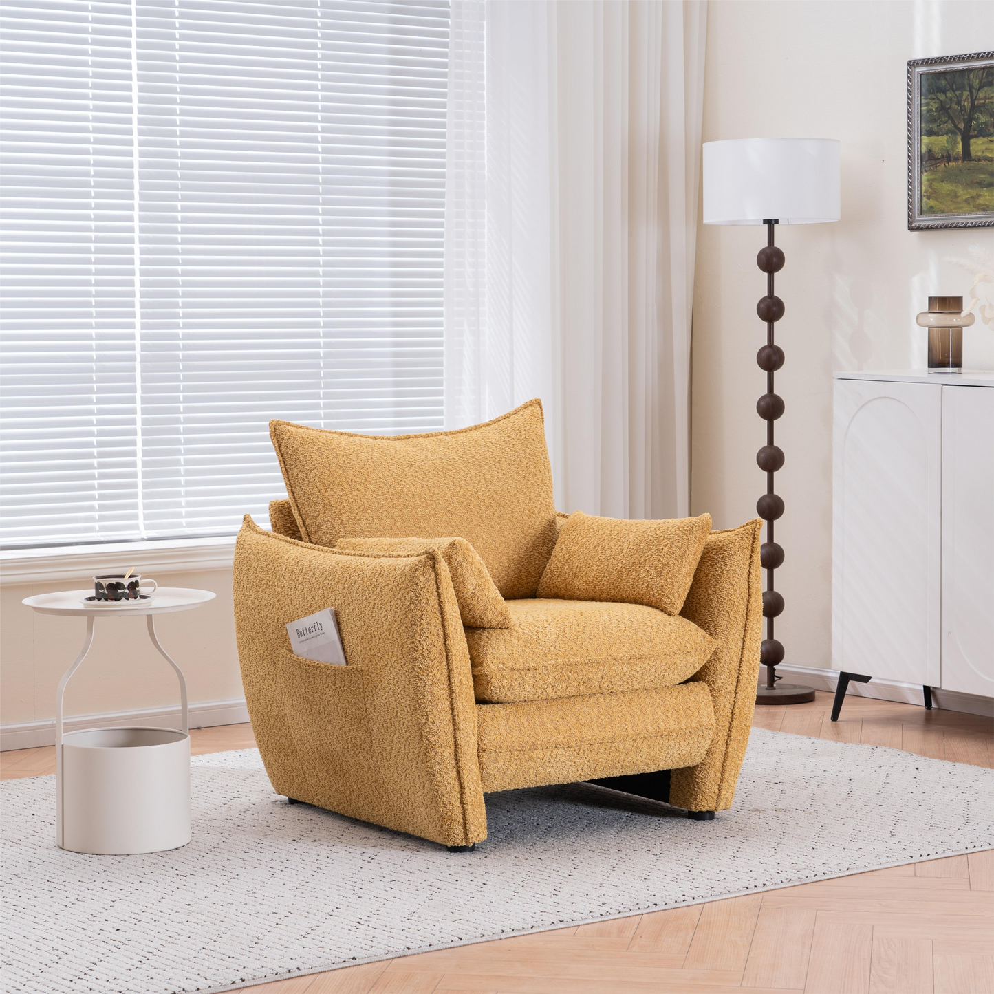 Sharp-Angle Modern Chair - Suitable for a variety of scenarios, this is a stylish single seat for modern spaces Yellow