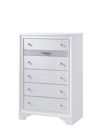 Traditional Style 5 Drawer Chest made with Wood in White color